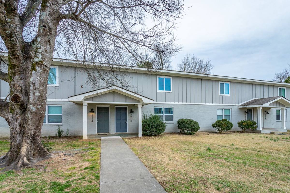 Apartment for rent at 2908 Williamsburg Lane, Chattanooga, TN 37415
