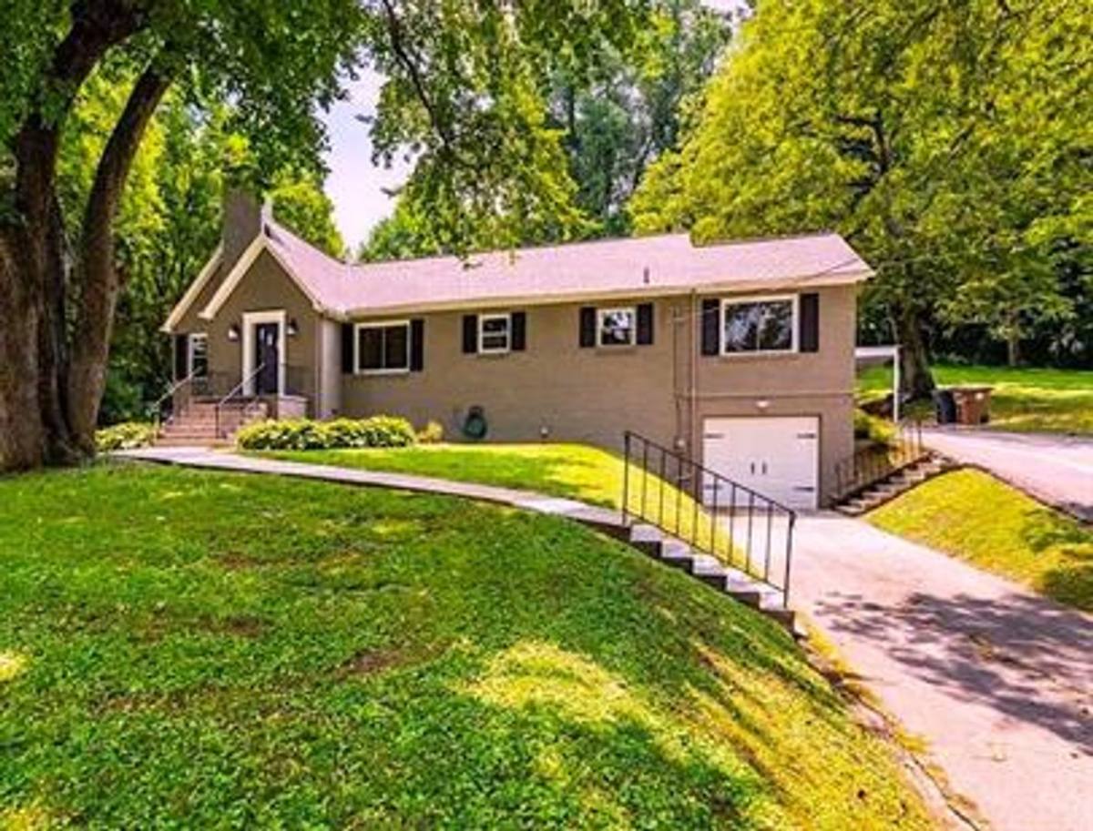 House for rent at 5004 Holston Dr, Knoxville, TN 37914