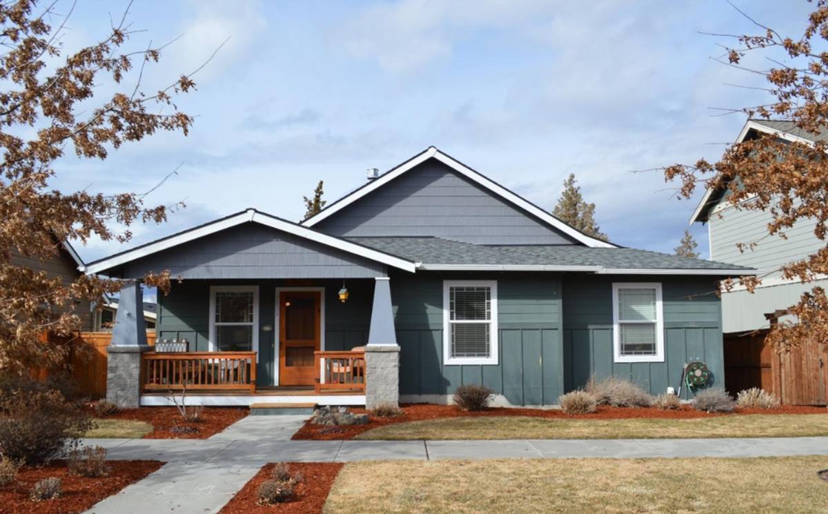 House for rent at 3004 NE Hope Dr, Bend, OR 97701