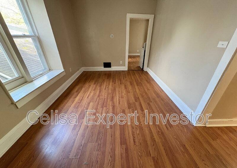 Apartment for rent at 2506 Miner St #2, Fort Wayne, IN 46807