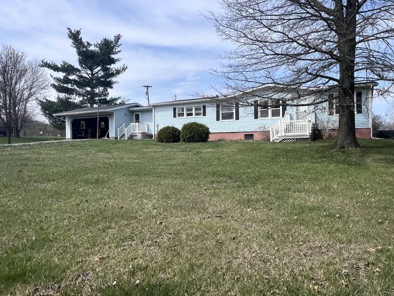 House for rent at 10959 Nine Mile Rd, South Lyon, MI 48178