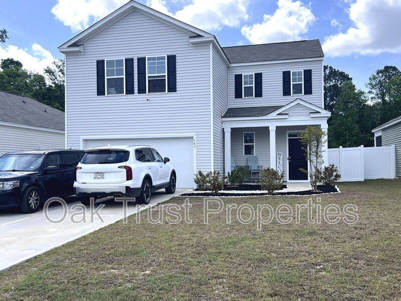 House for rent at 147 Cloverleaf St, Summerville, SC 29483