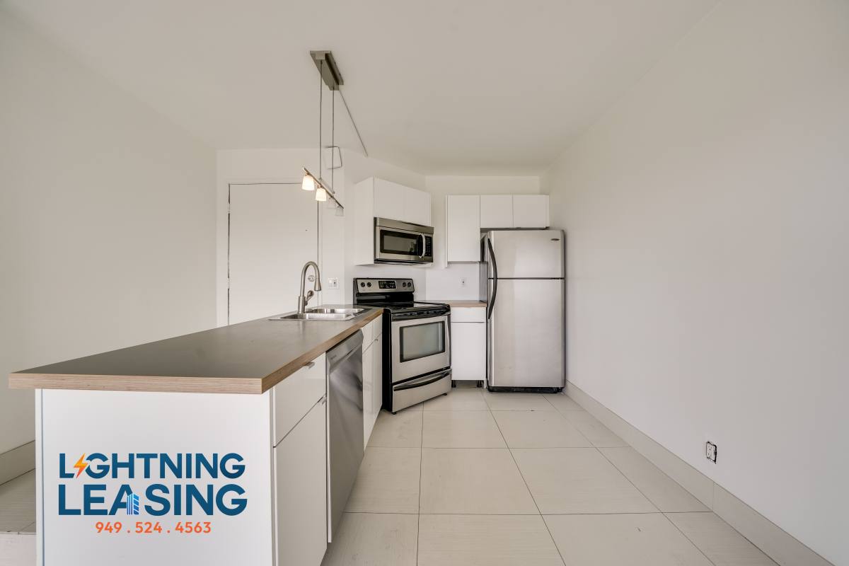 Apartment for rent at 3949 Los Feliz Blvd #105D, Los Angeles, CA 90027