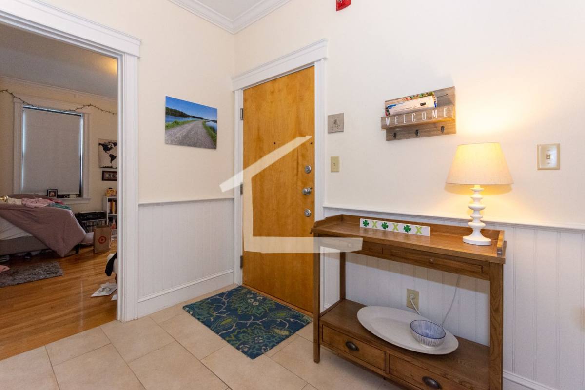 House for rent at 27 Glenville Ave #8, Allston, MA 02134