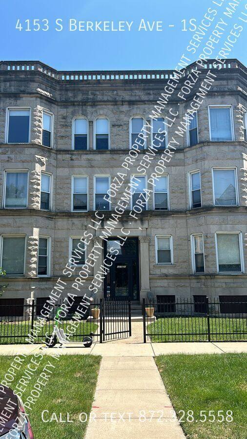 Apartment for rent at 4153 S Berkeley Ave #1S, Chicago, IL 60653