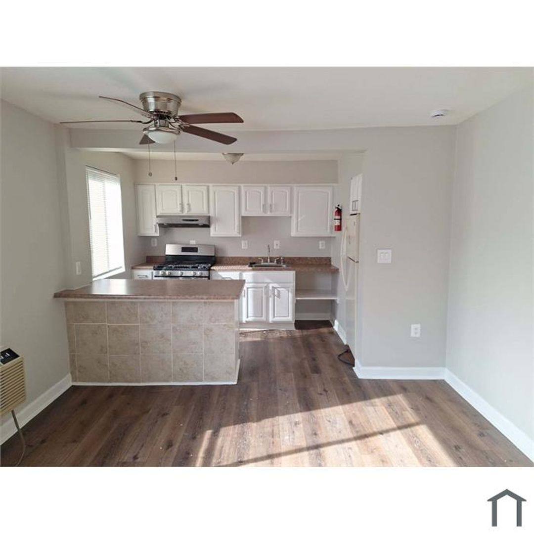 Condo for rent at 6 Galveston St SW, Washington, DC 20032