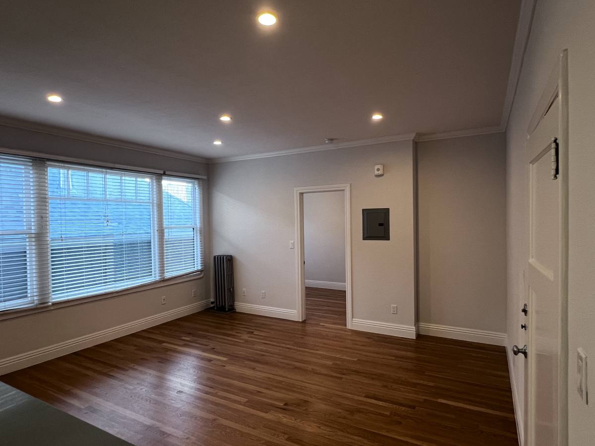 Apartment for rent at 171 Montecito Ave #203, Oakland, CA 94610