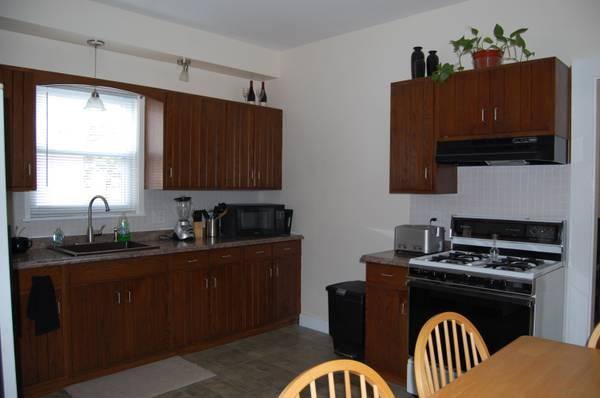 House for rent at 117 Prospect St #1, Waltham, MA 02453