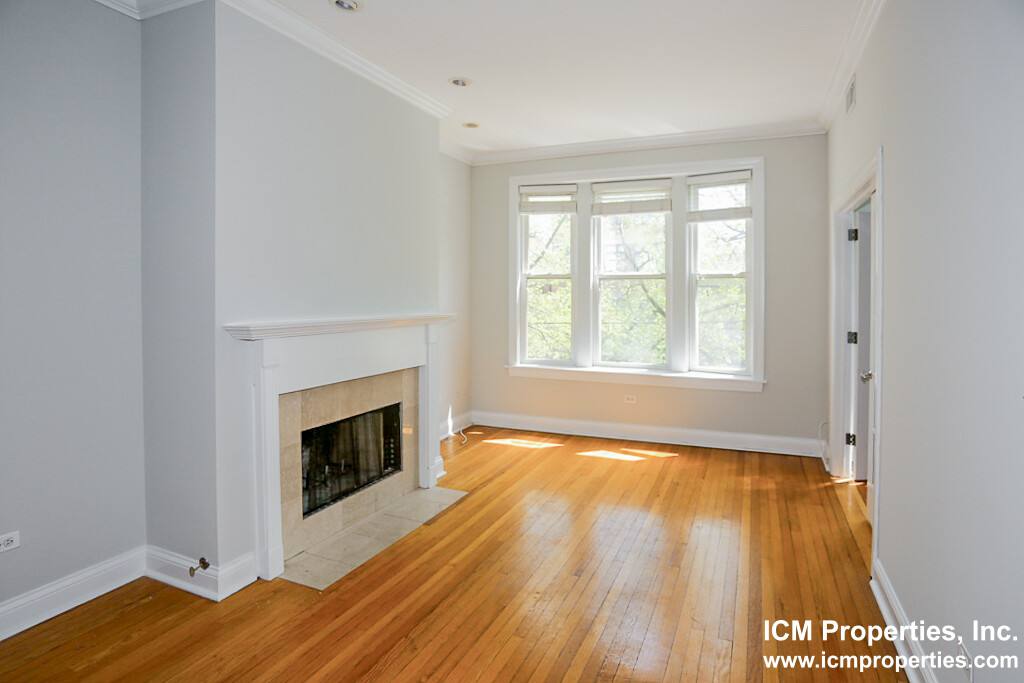 Apartment for rent at 3846 N Southport #2, Chicago, IL 60613