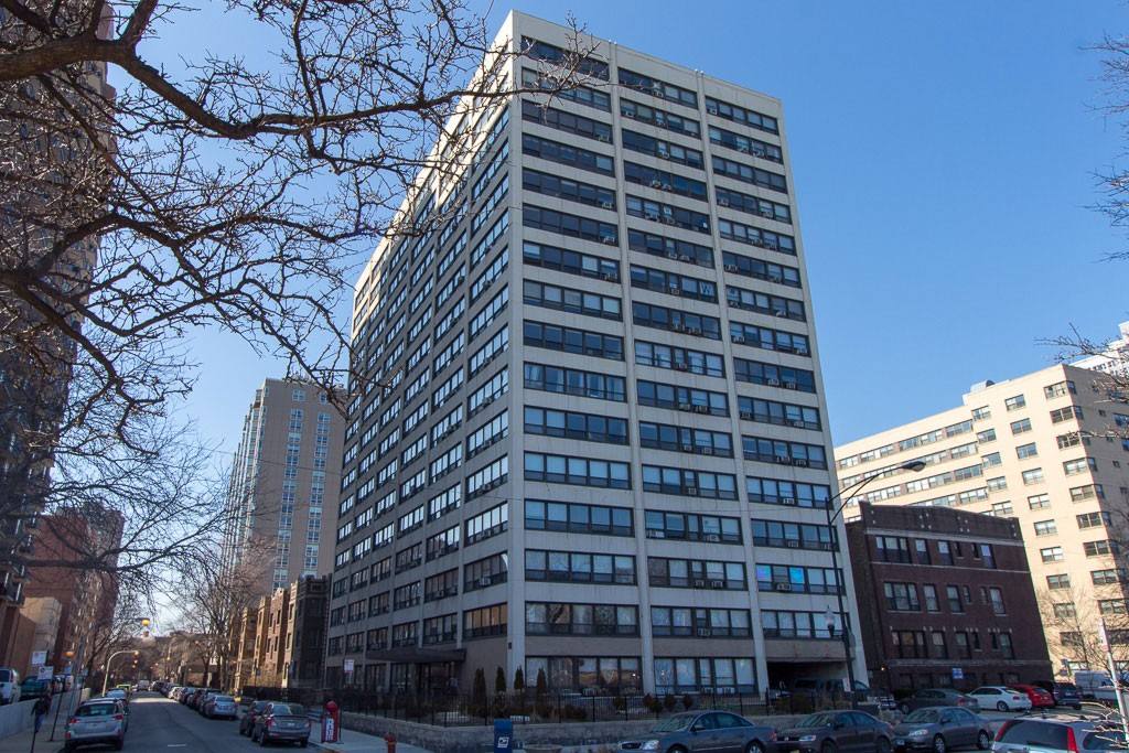 Apartment for rent at 4180 Marine Dr #D5041, Chicago, IL 60613