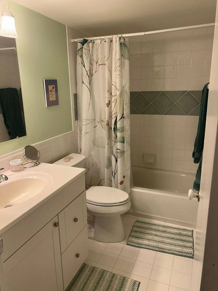 Apartment for rent at 159 NW 70th St #402, Boca Raton, FL 33487