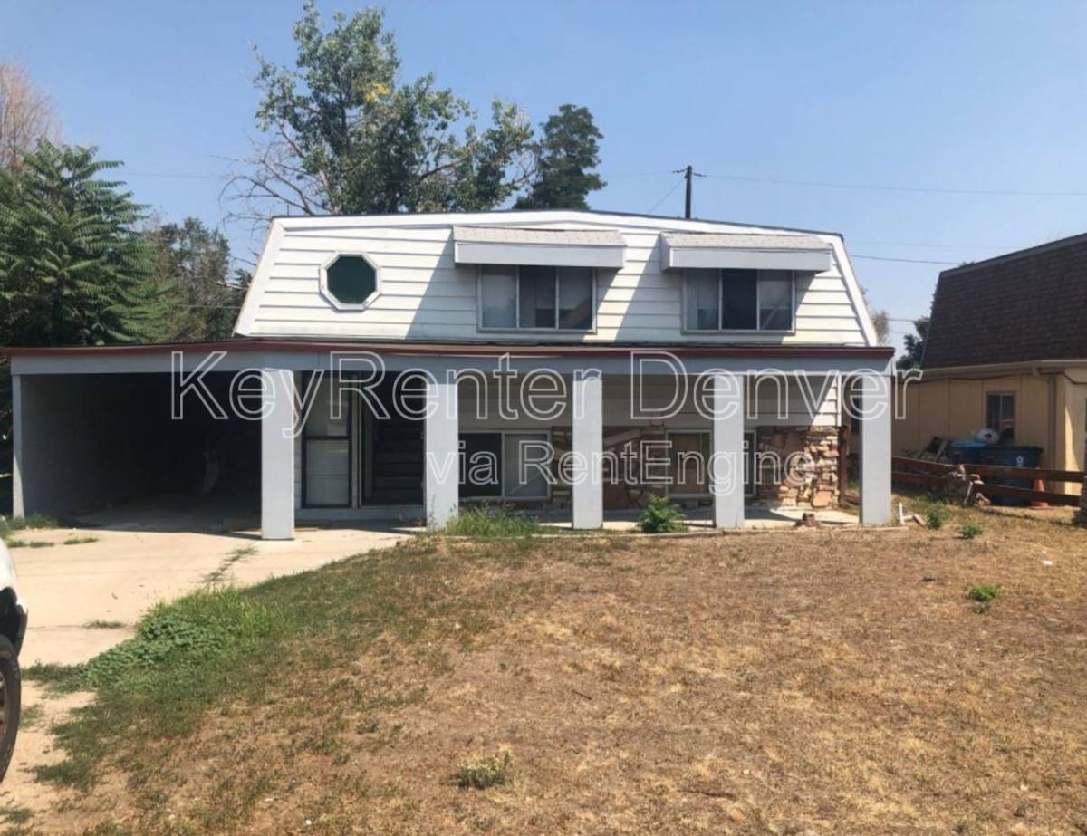 House for rent at 6641 E 69th Ave, Commerce City, CO 80022
