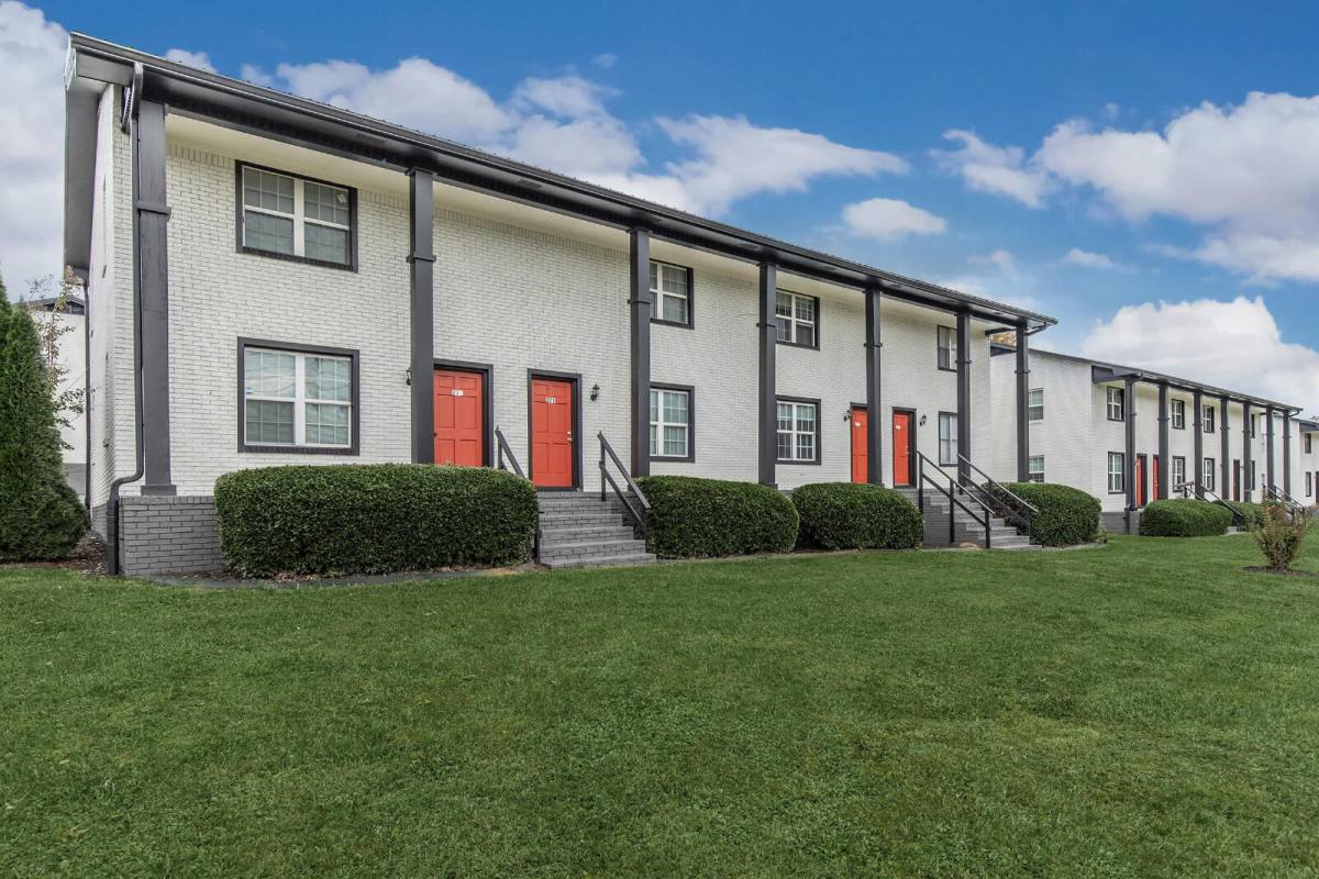 Apartment for rent at 331 Cloud Spring Rd, Fort Oglethorpe, GA 30742