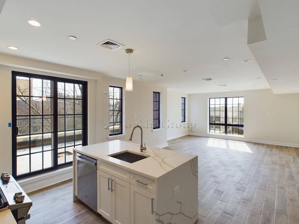 Apartment for rent at 26-20 Jackson Ave #4B, Long Island City, NY 11101