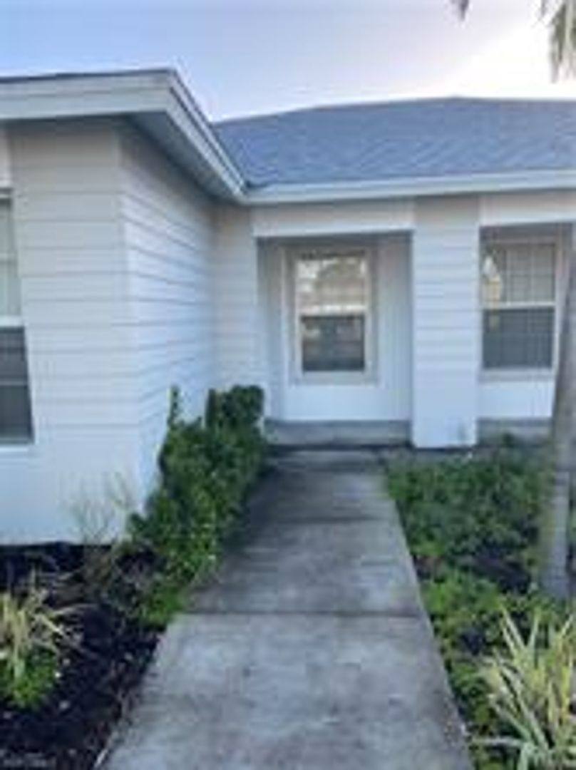 House for rent at 4619 SE 4th Place, Cape Coral, FL 33904