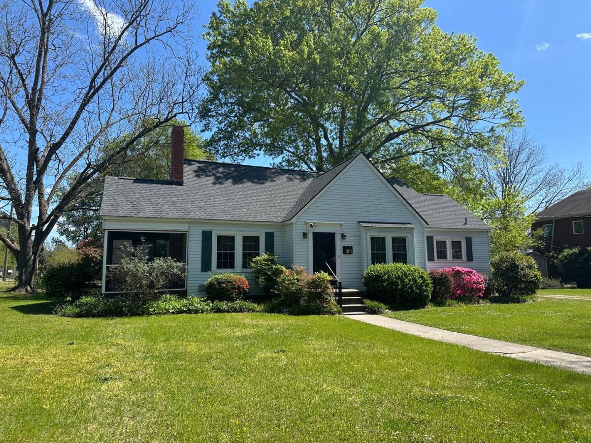 House for rent at 1017 Nicholson St, Washington, NC 27889