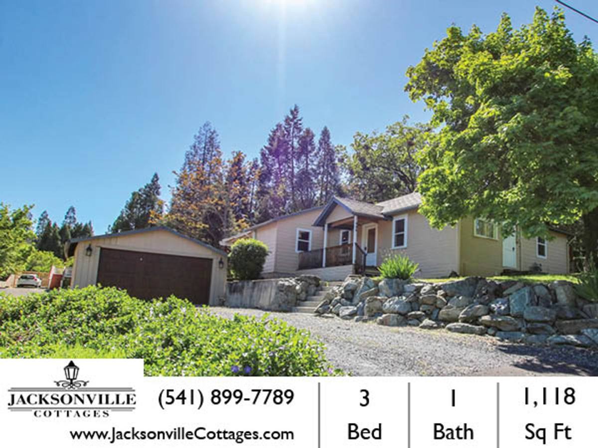 House for rent at 355 W Oak St, Jacksonville, OR 97530