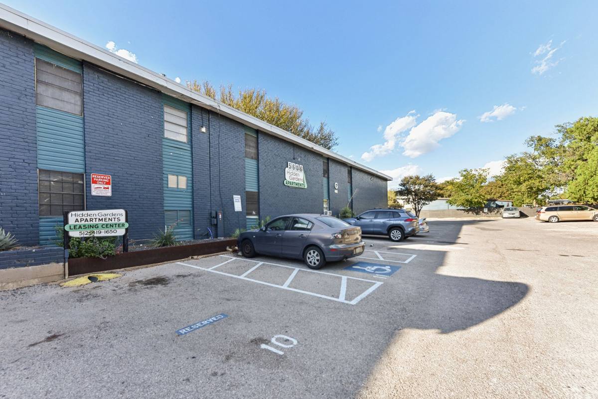 Apartment for rent at 5606 N Lamar Blvd, Austin, TX 78751