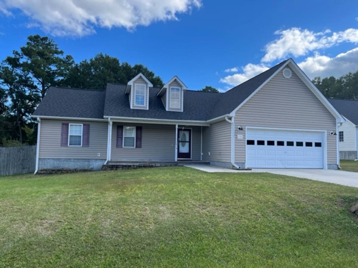 House for rent at 138 Lawndale Lane, Sneads Ferry, NC 28460