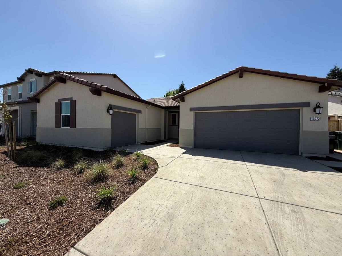 House for rent at 10072 Lake Almanor Circle, Sacramento, CA 95829