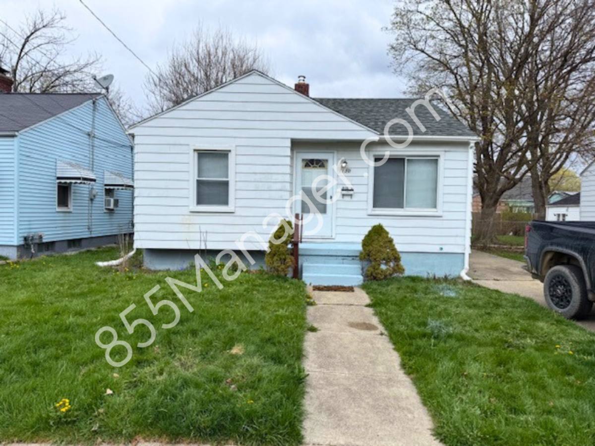House for rent at 1130 Waldman Ave, Flint, MI 48507