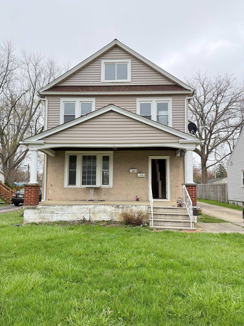 Apartment for rent at 283 Abbe Rd N, Elyria, OH 44035