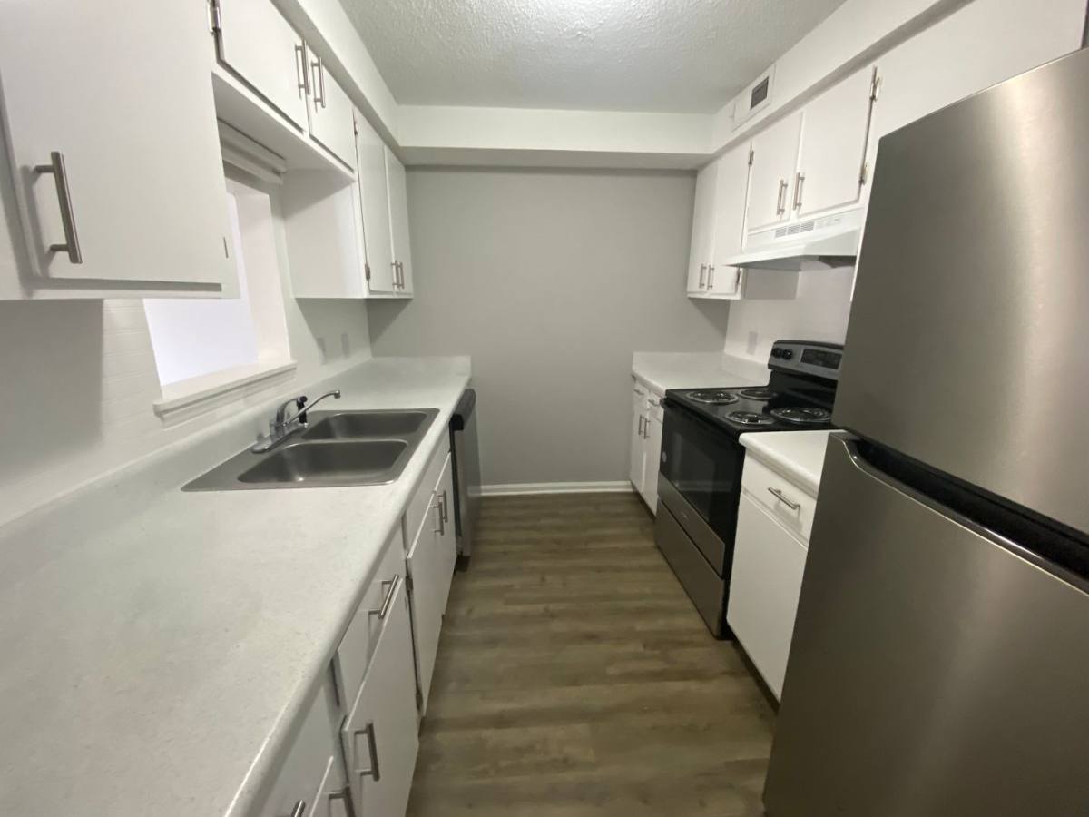 Apartment for rent at 1436 Harbour Dr, Wilmington, NC 28401