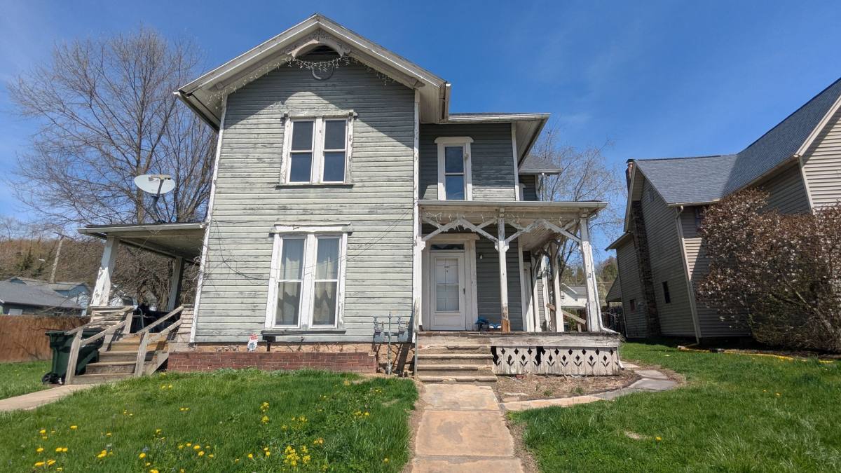 Apartment for rent at 8603 N High St, Mineral City, OH 44656