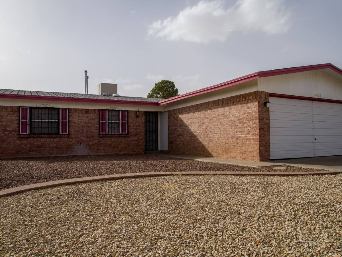 House for rent at 10825 Sunstone St, El Paso, TX 79924
