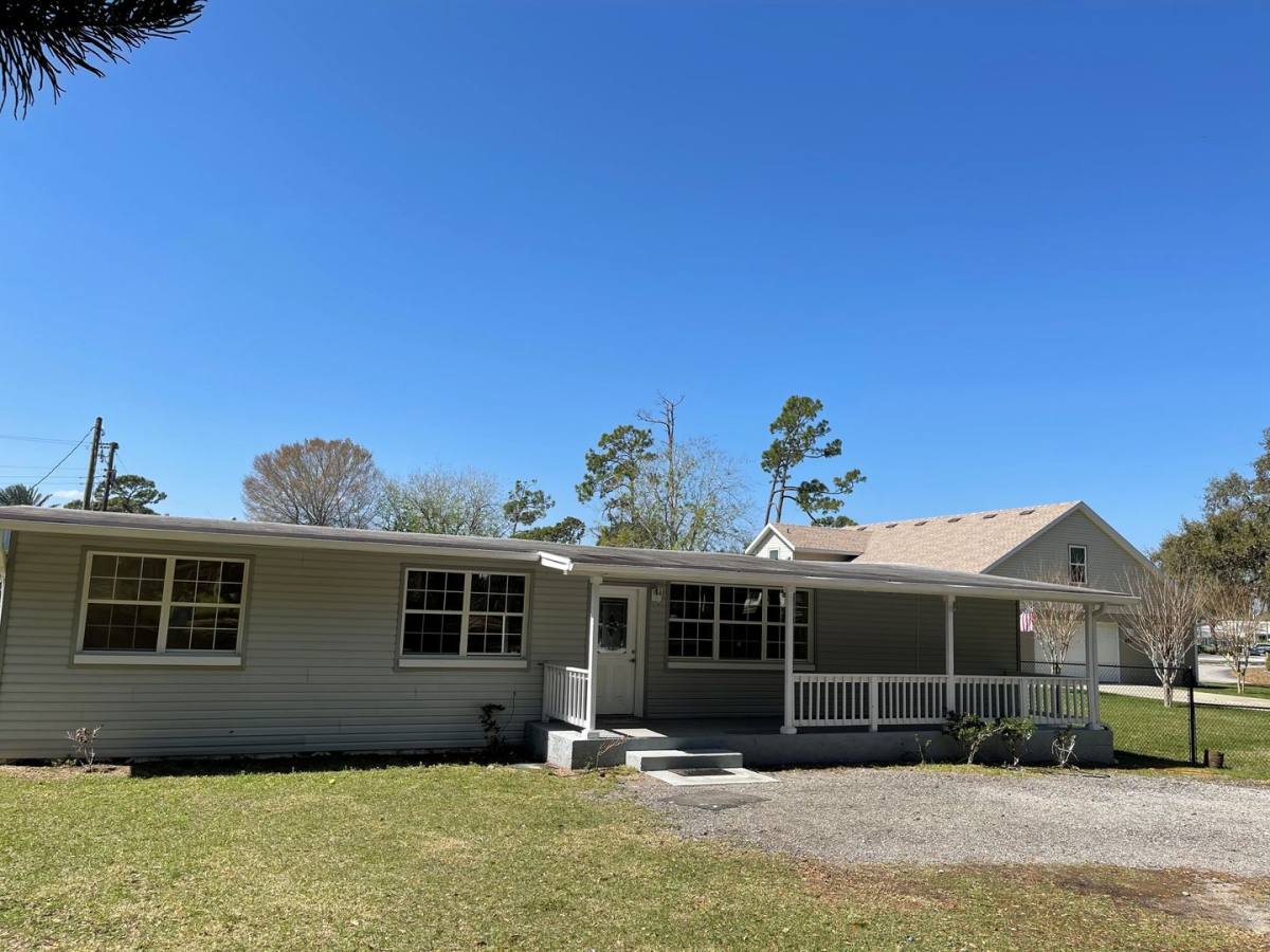 House for rent at 660 S Ridgewood Ave, Ormond Beach, FL 32174