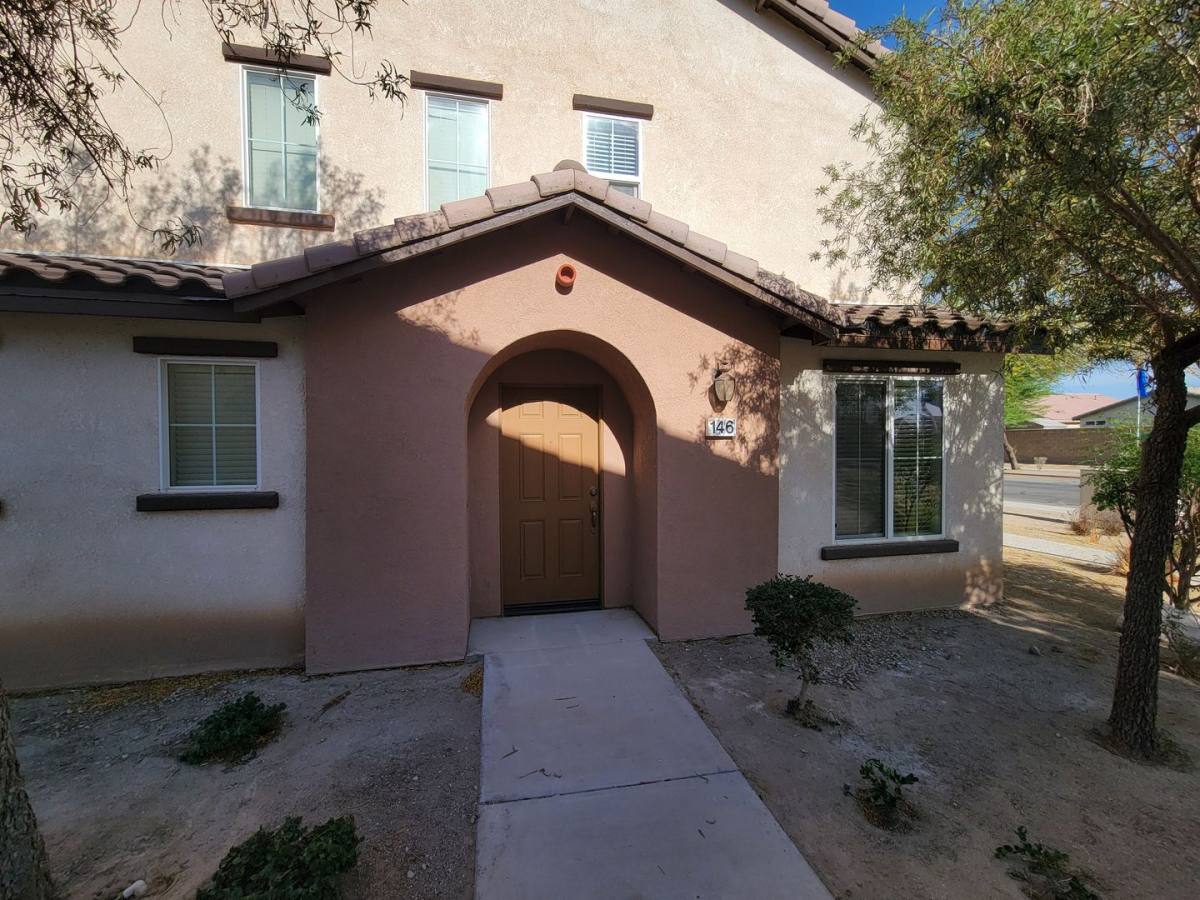 Townhouse for rent at 642 Brewer Rd, El Centro, CA 92243