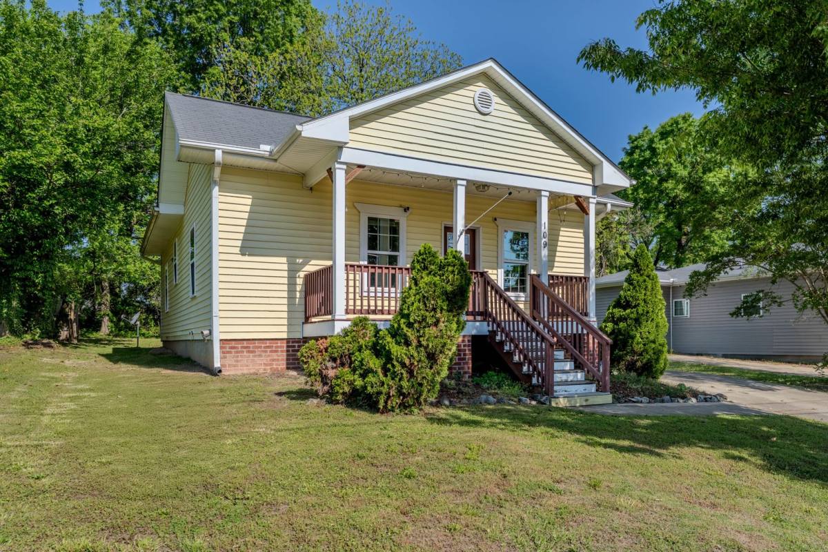 House for rent at 109 N Blacknall St, Durham, NC 27703