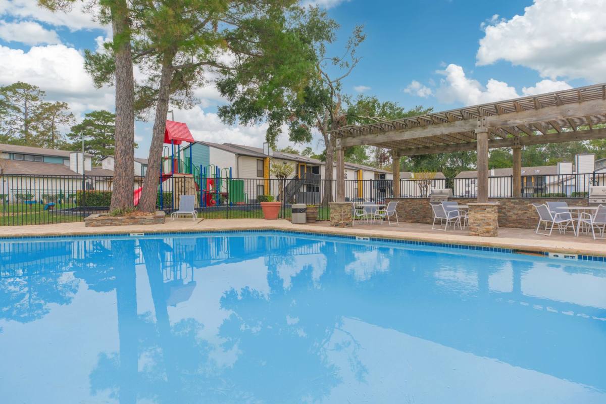 Townhouse for rent at 21717 Inverness Forest Blvd, Houston, TX 77073
