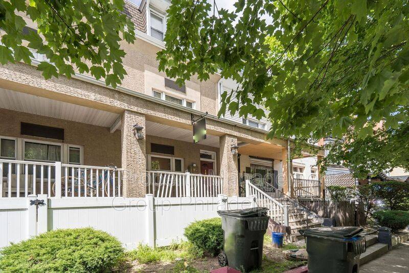 Apartment for rent at 4439 Chestnut St #1R, Philadelphia, PA 19104