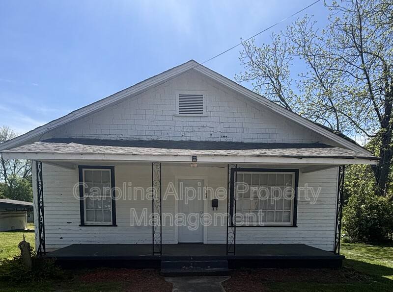 House for rent at 1108 Toms St, Shelby, NC 28150