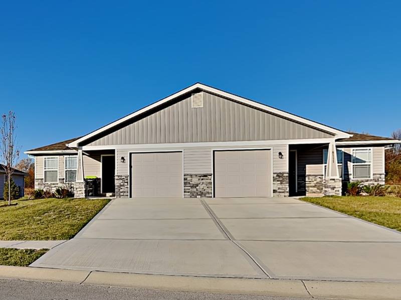 House for rent at 8113 SW 3rd St, Blue Springs, MO 64014