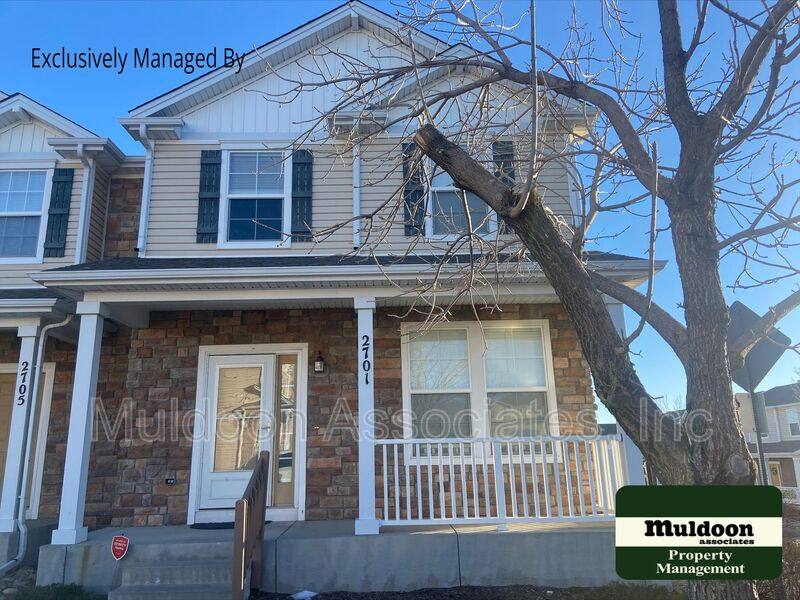 Townhouse for rent at 2701 Tumblewood Gr, Colorado Springs, CO 80910