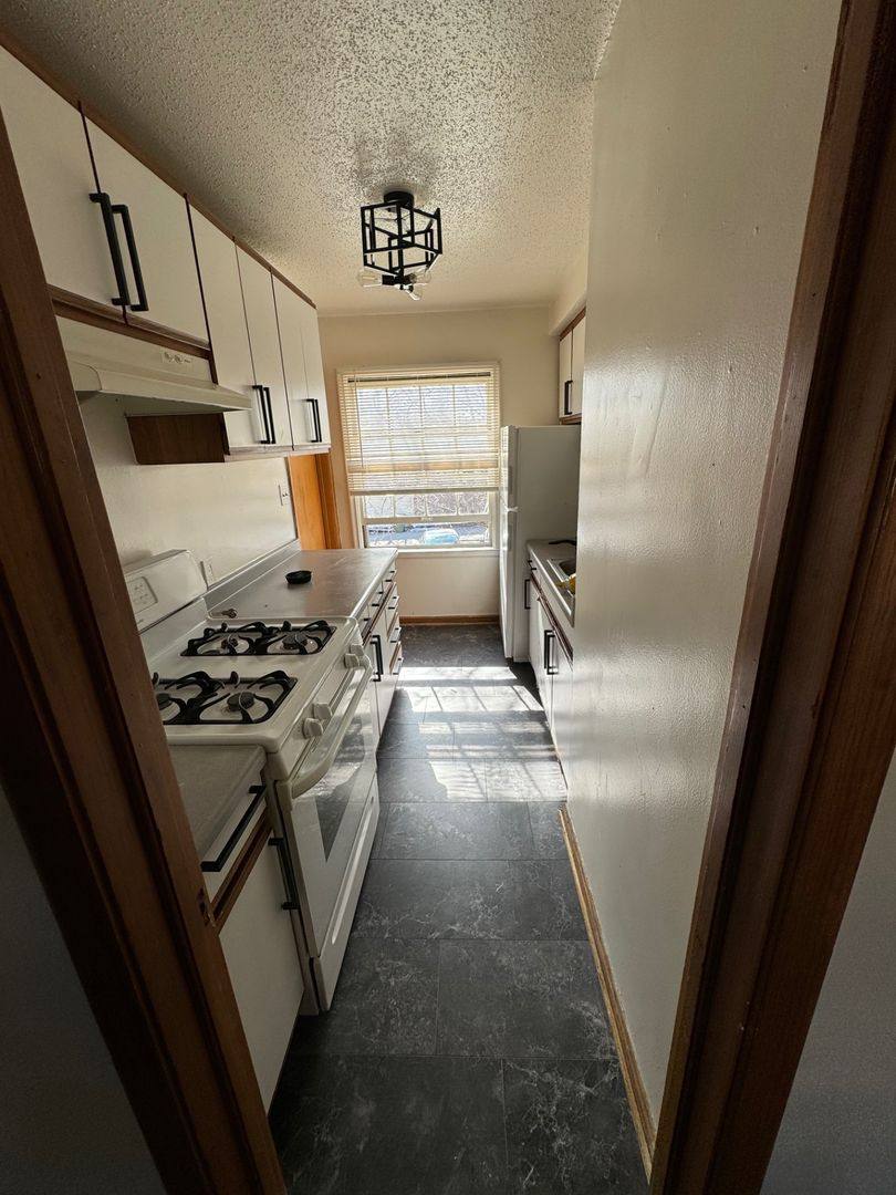 Apartment for rent at 5521 W Keefe Ave, Milwaukee, WI 53216