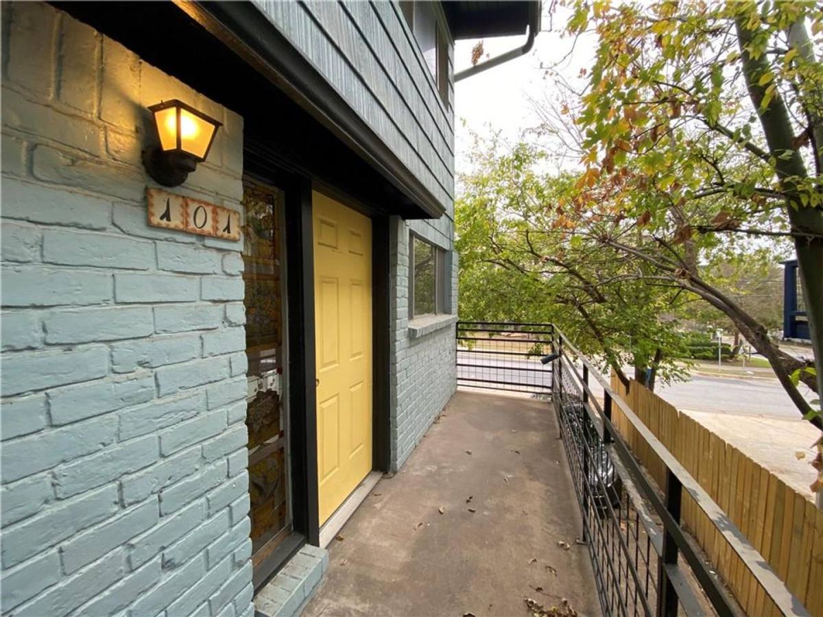 Apartment for rent at 2413 Leon #101, Austin, TX 78705