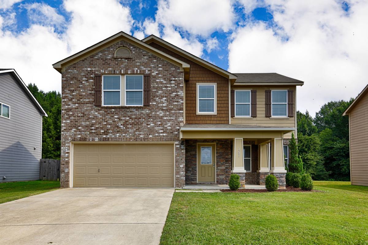 House for rent at 157 Bermuda Lakes Dr, Meridianville, AL 35759