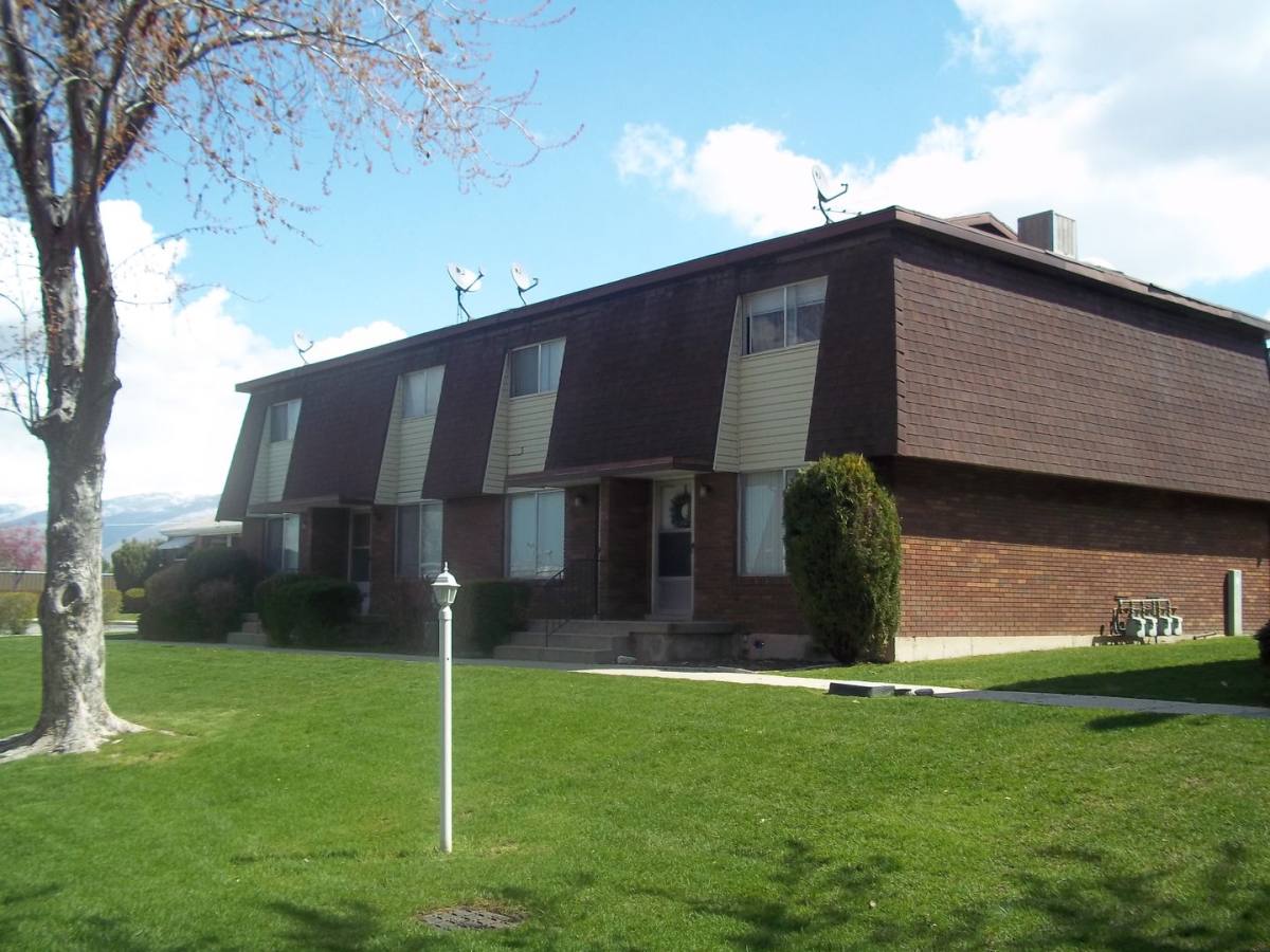 Apartment for rent at 3424 S 575 W, Bountiful, UT 84010