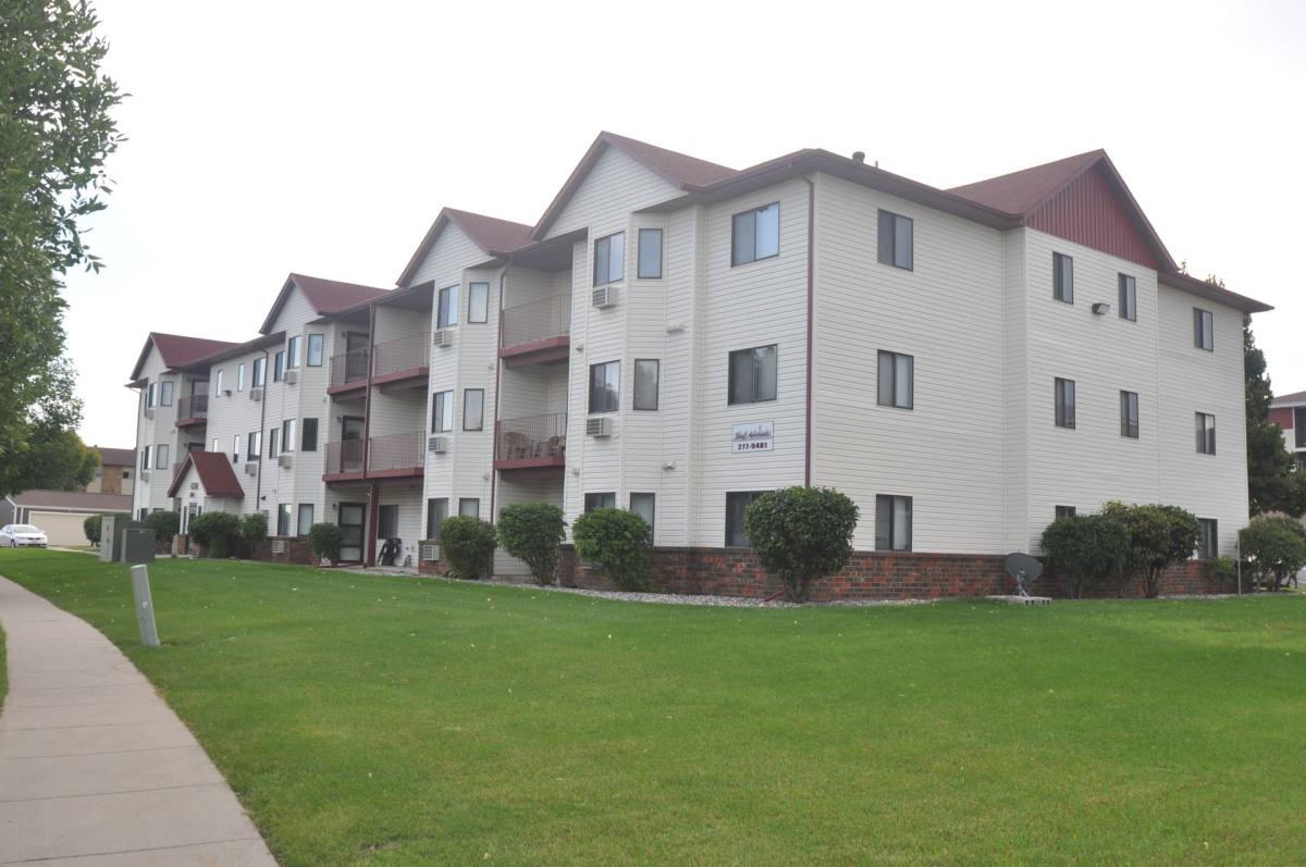 Apartment for rent at 4902 16th Ave S, Fargo, ND 58103