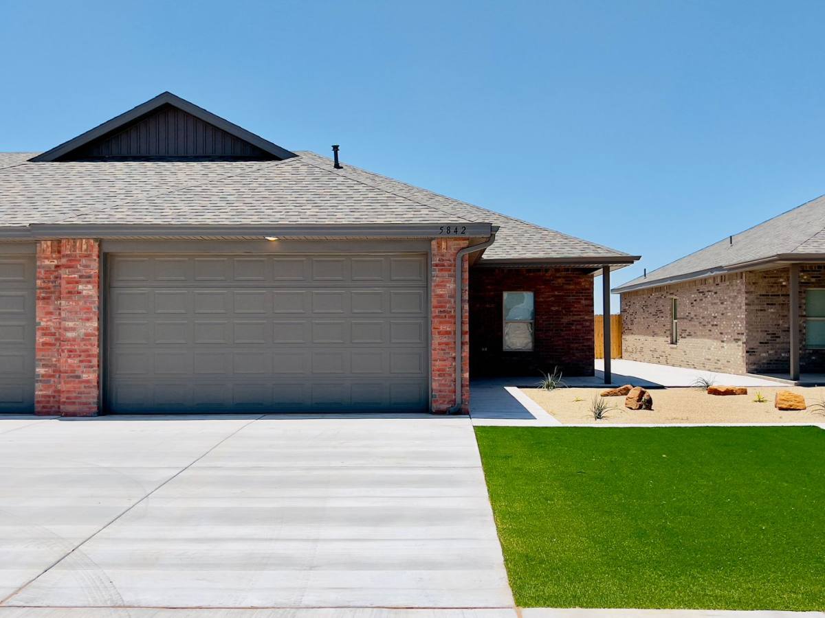 Townhouse for rent at 5848 Virginia Ave, Lubbock, TX 79407