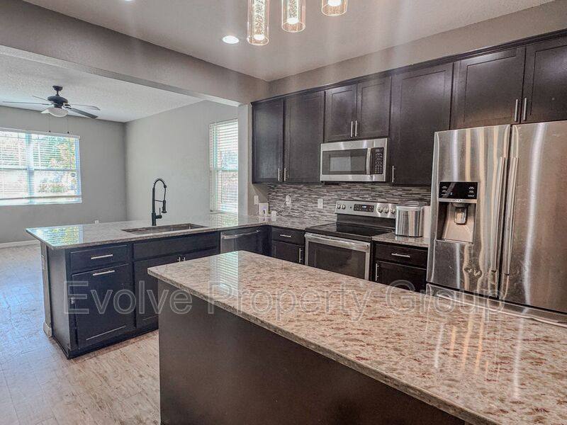 House for rent at 2423 Liner Ave, Apopka, FL 32703