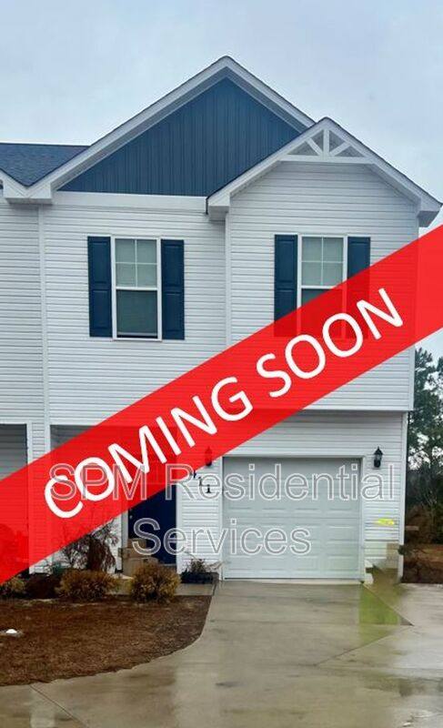 Townhouse for rent at 411 Vandemere Court, Holly Ridge, NC 28445