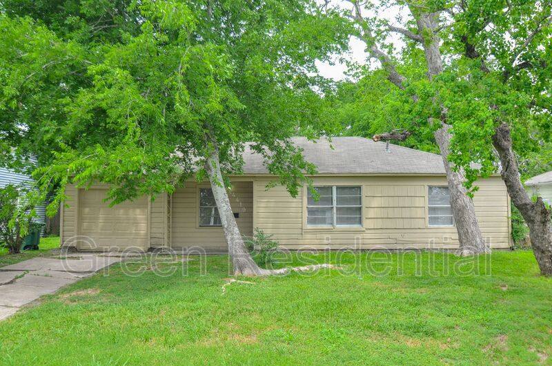 House for rent at 4419 Friar Point Rd, Houston, TX 77047