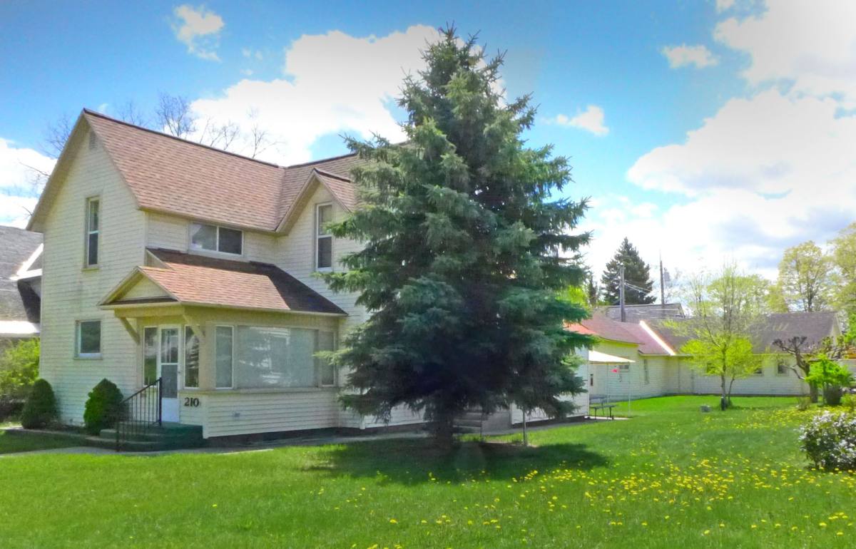 Apartment for rent at 210 E Tenth St, Traverse City, MI 49684