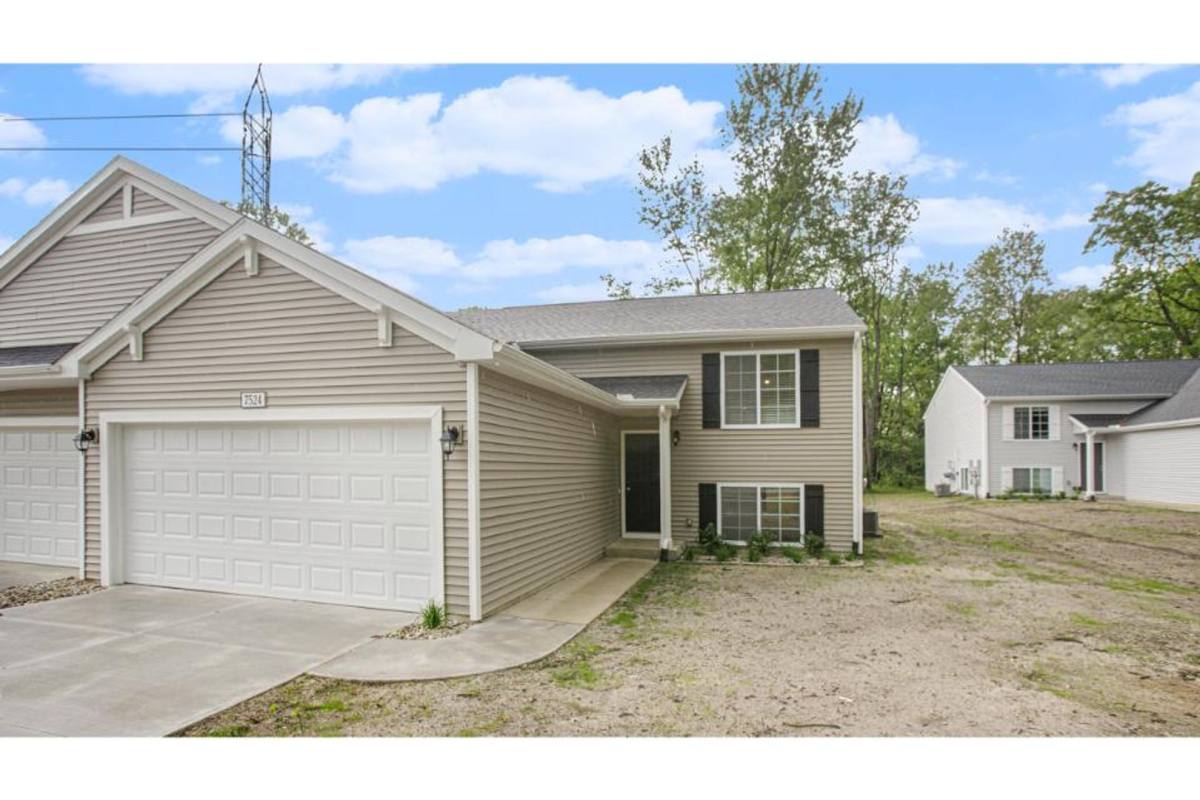 Condo for rent at 5483 E Karen Court, Stevensville, MI 49127