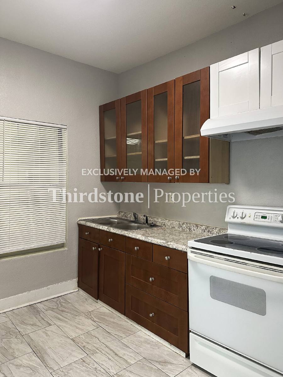 House for rent at 1474 Windle St, Jacksonville, FL 32209