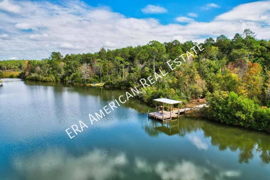 House for rent at 1085 Tallokas Rd, Crestview, FL 32536